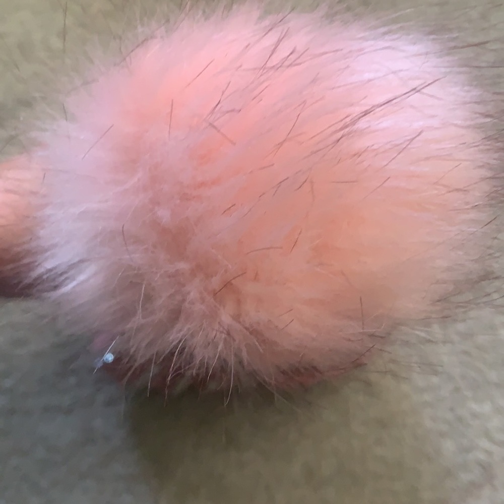 Pink beanie - Picture 3 of 4